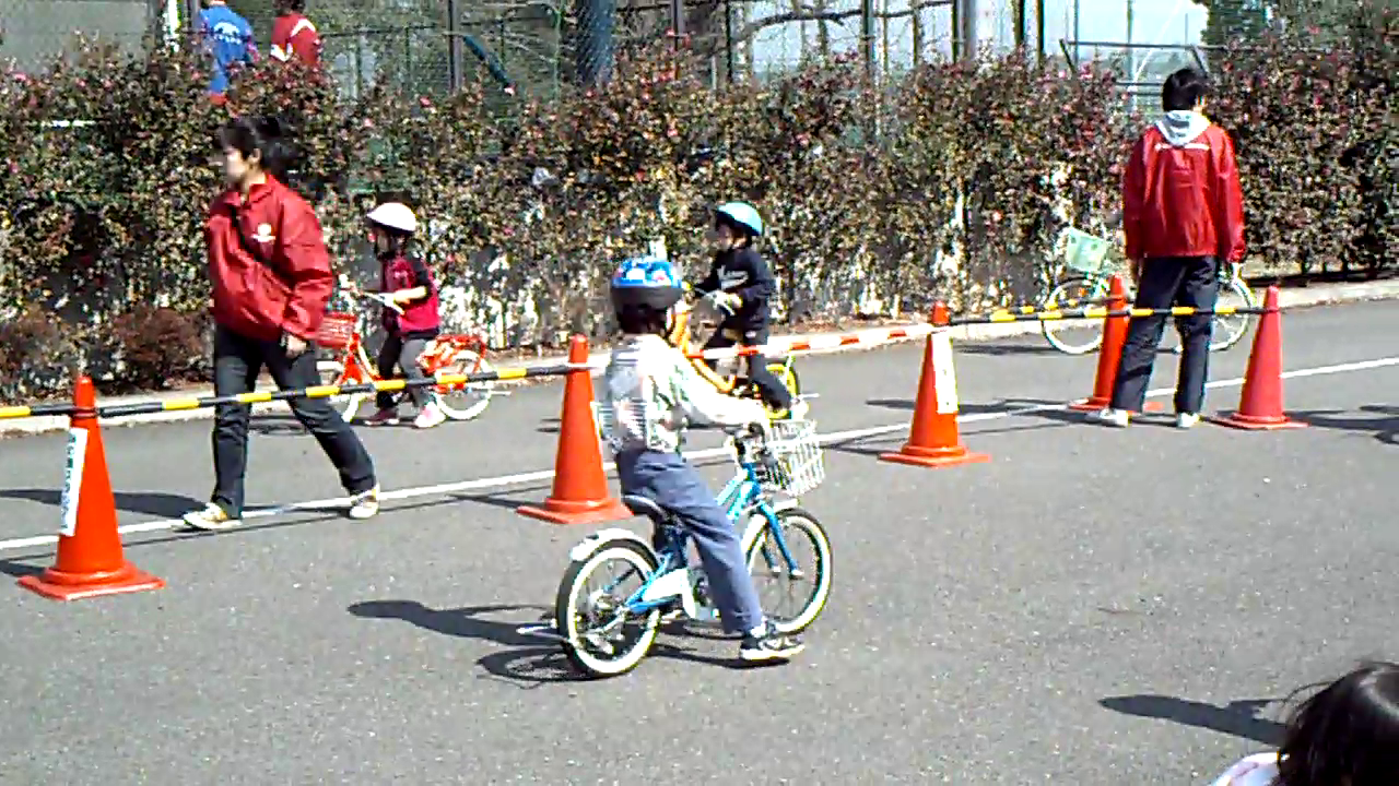 vlcsnap-2011-03-01-00h34m23s129.png